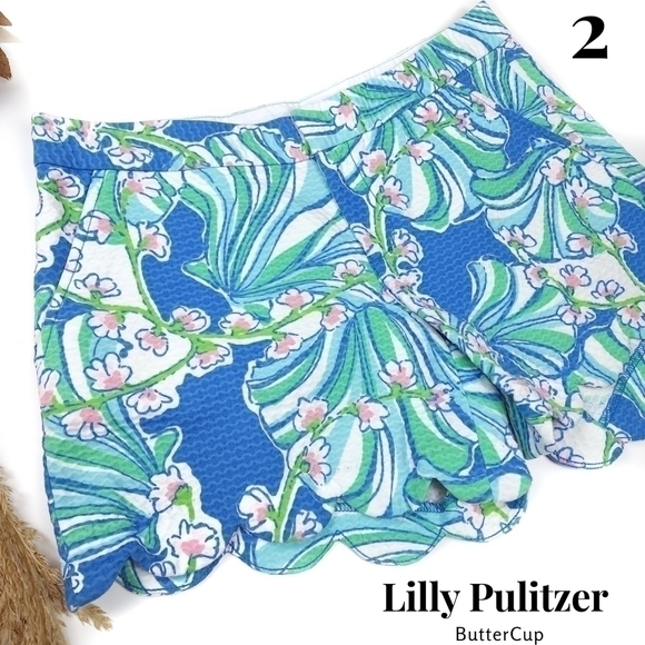 Lilly Pulitzer Pants - Lilly Pulitzer Blue Shell Butter Cup Scalloped Shorts Size 2